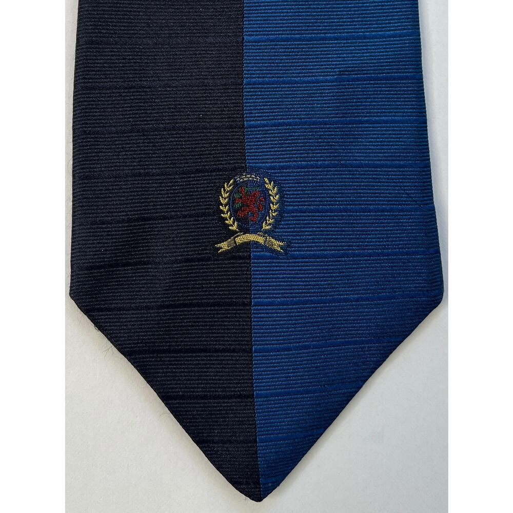 Tommy Hilfiger Silk Necktie Blue Black Colorblock Crest Logo USA Mens Tie